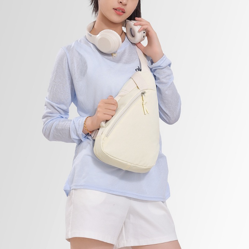 حقيبة صدرية خفيفة الوزن للهاتف - مراجعة Cycling Commuter Bag وسعره